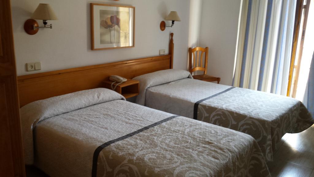 Hostal Centro توليدو المظهر الخارجي الصورة