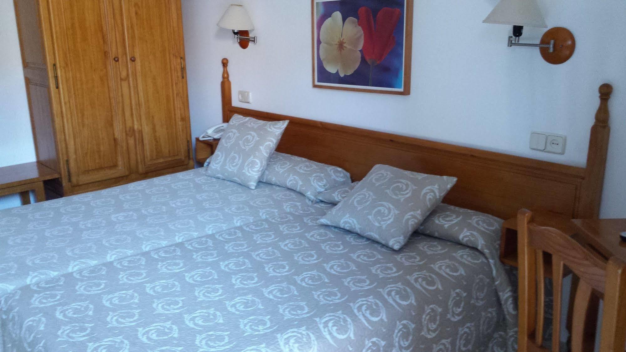 Hostal Centro توليدو المظهر الخارجي الصورة